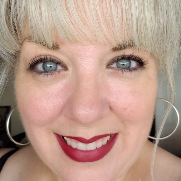 Meet your Posher, Kristine - Picture 2 of 8